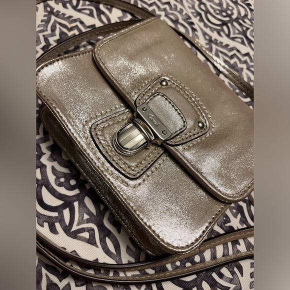 Coach Pop Mini Bag WILL SHIP FAST FOR TAYLOR SWIFT CONCERT IN TORONTO - Picture 3 of 5